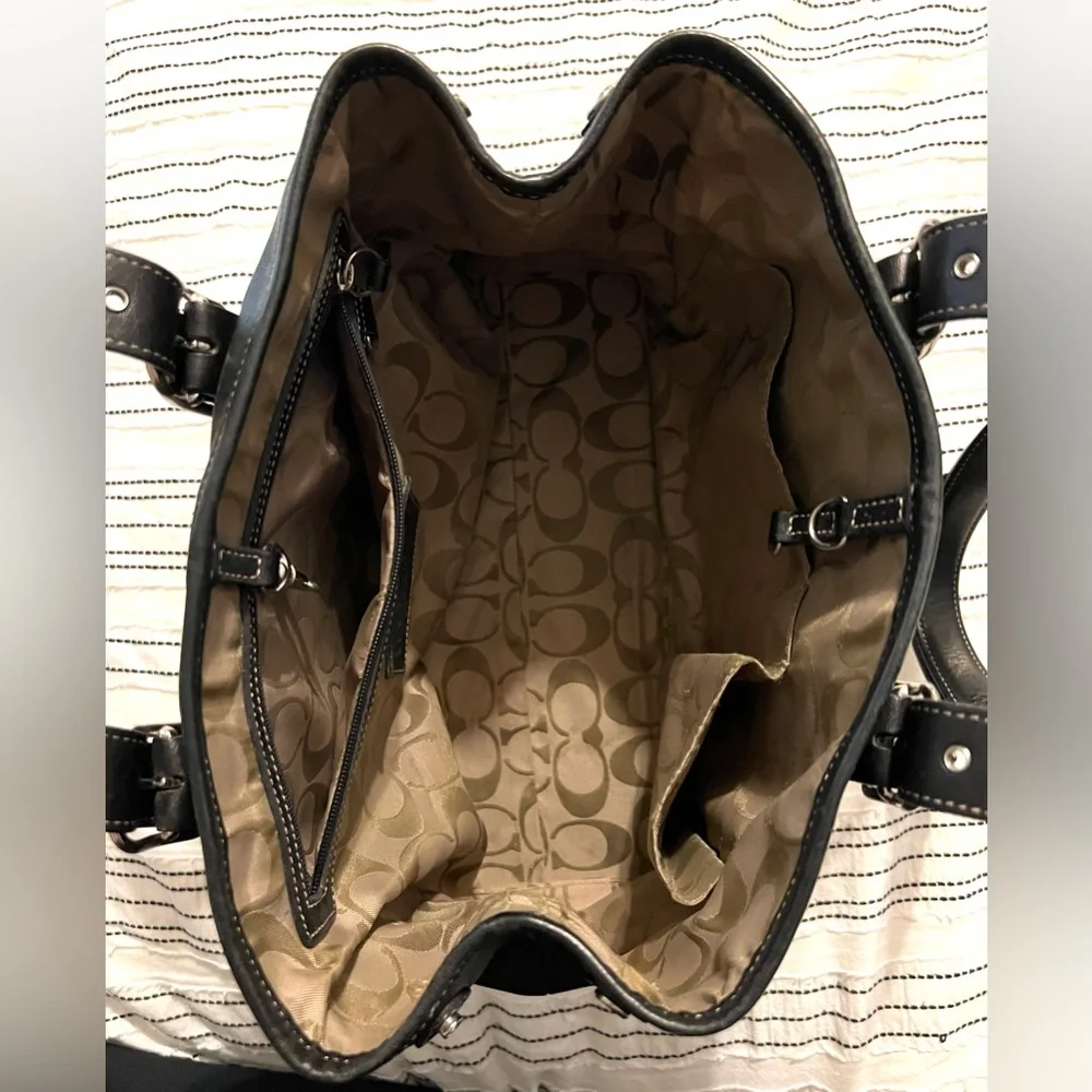 Vintage Coach Black Leather Bucket Handbag Purse No. M3S-7588 - Picture 8 of 12